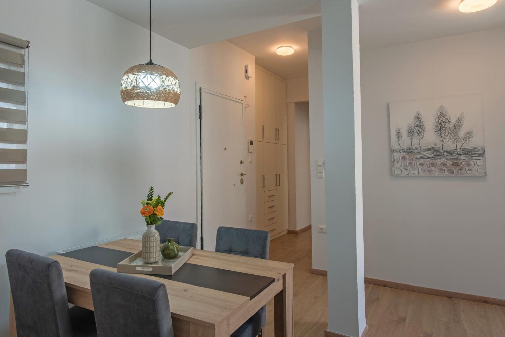 Acropolis View Apt In Koukaki Athena Bagian luar foto